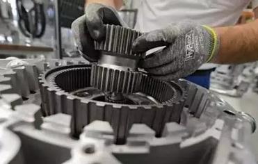 德國(guó)小企業(yè)為何稱霸全球, 中國(guó)小企業(yè)卻為生存發(fā)愁？