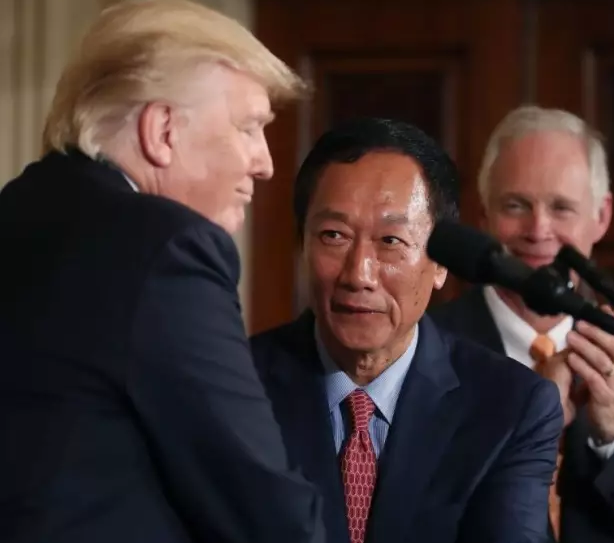 富士康“跑了，在美花了100億美元建工廠，后果太可怕！