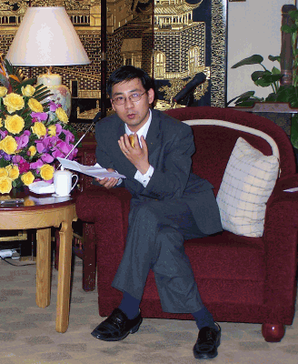 西門子自動(dòng)化與驅(qū)動(dòng)集團(tuán)MES產(chǎn)品經(jīng)理張軍強(qiáng) 西門子自動(dòng)化與驅(qū)動(dòng)集團(tuán)MES產(chǎn)品經(jīng)理張軍強(qiáng)